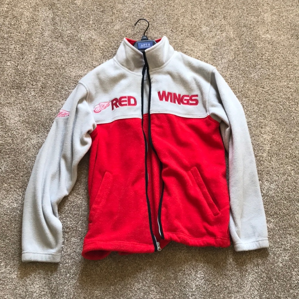Red wing Fleece jacket